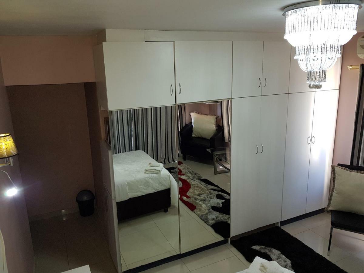 Rjs Guesthouse Durban Kültér fotó